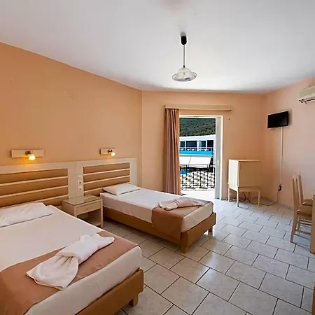 Hotel Surf 2*